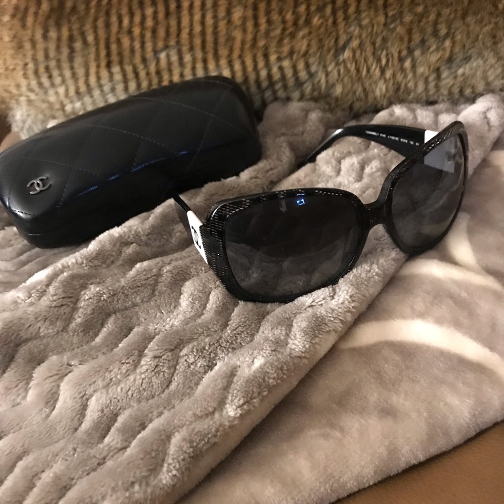 *AUTHENTIC* NEW Chanel 5146 Lace CC Sunglasses